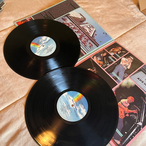 Jimmy Buffett Vinyl Record Collection - Picture 2 of 6